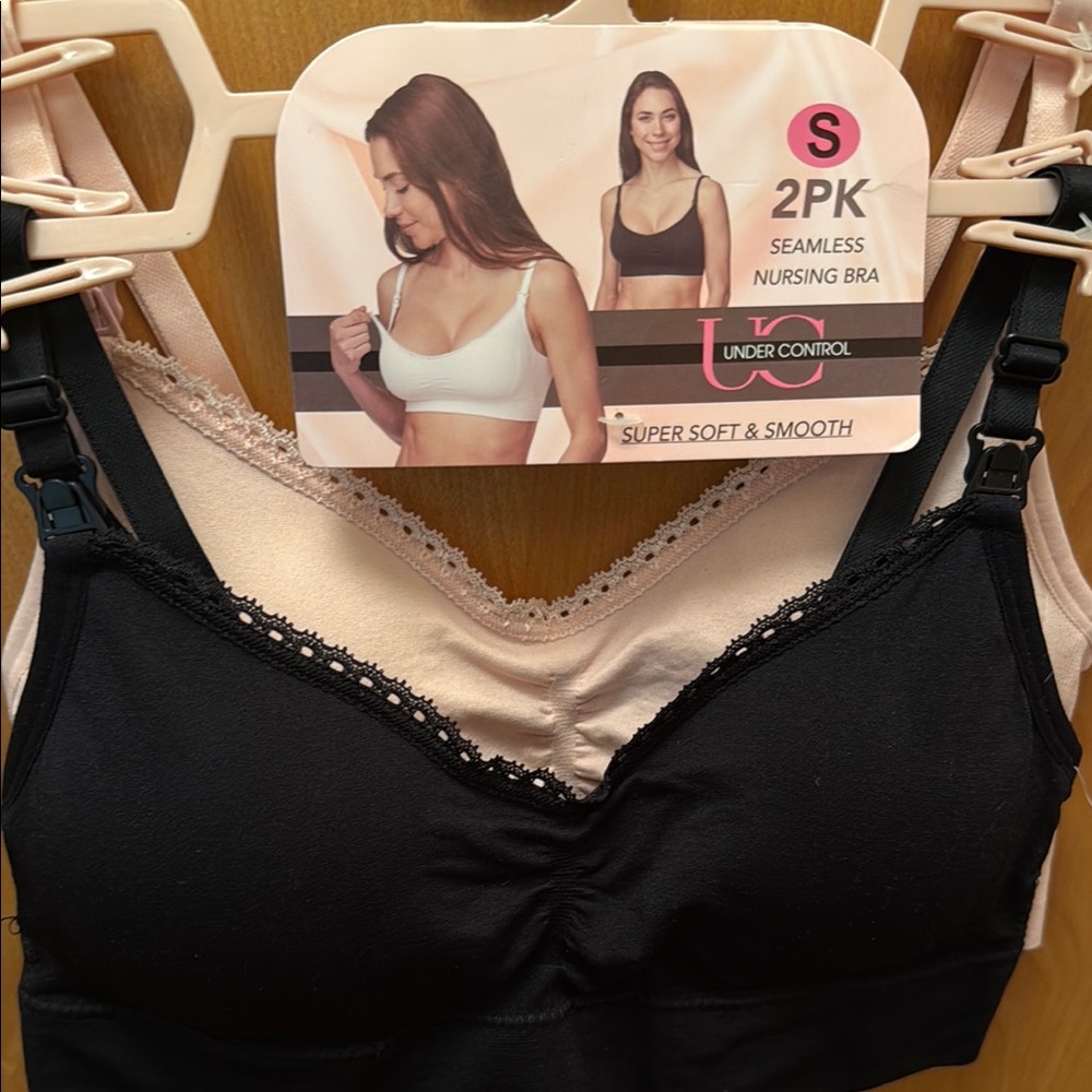 Comfortable Black and Cream Bra Set with Wide Straps